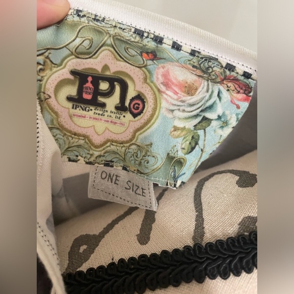 IPNG ADORABLE TOP SIZE OS EUC ☺️ - Picture 6 of 6